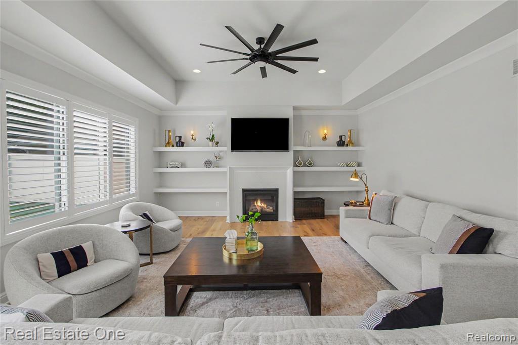 4715 Tonawanda Avenue, Royal Oak, MI 48073 — Photo 8