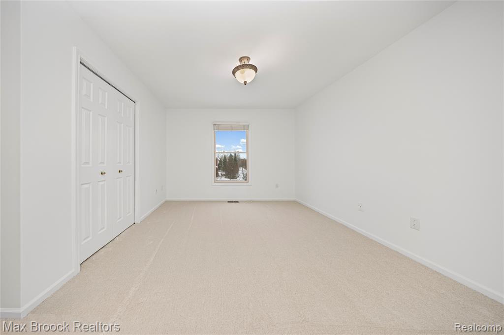 6901 Reed Court, West Bloomfield, MI — Photo 31