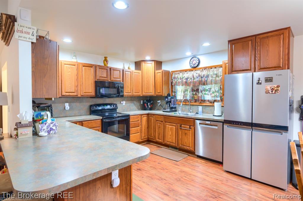 9369 Rayna Drive, Davison, MI 48423 — Photo 17