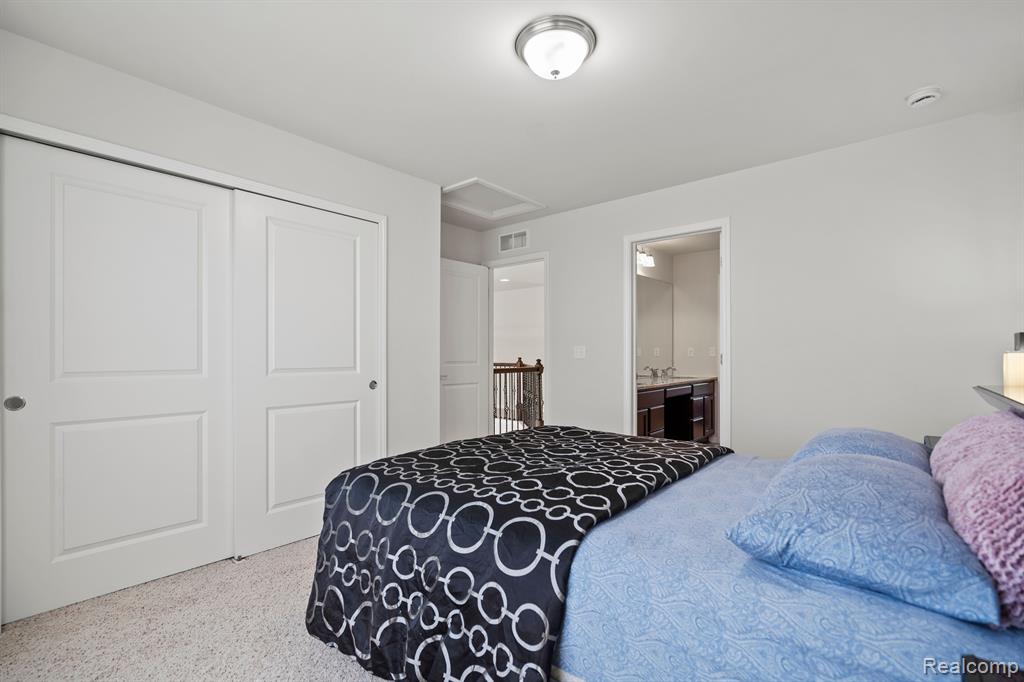 4562 Cloverdale Court, Lake Orion, MI — Photo 49