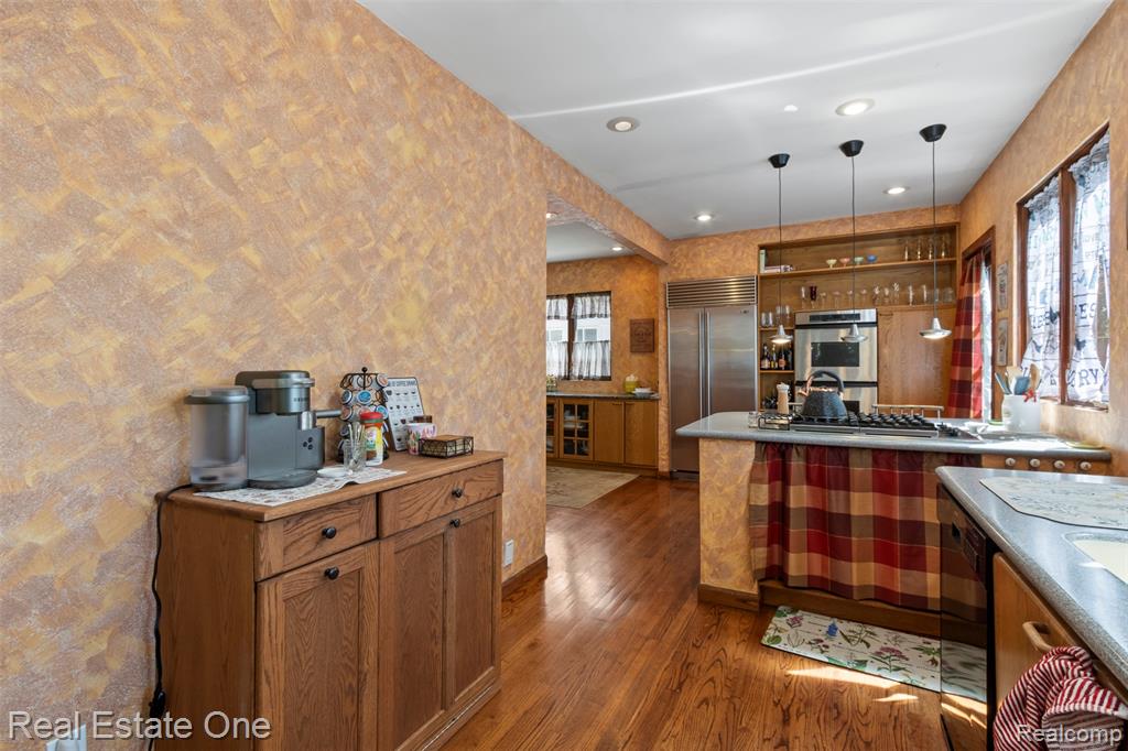 939 S HIGHLAND Street, Dearborn, MI 48124 — Photo 19