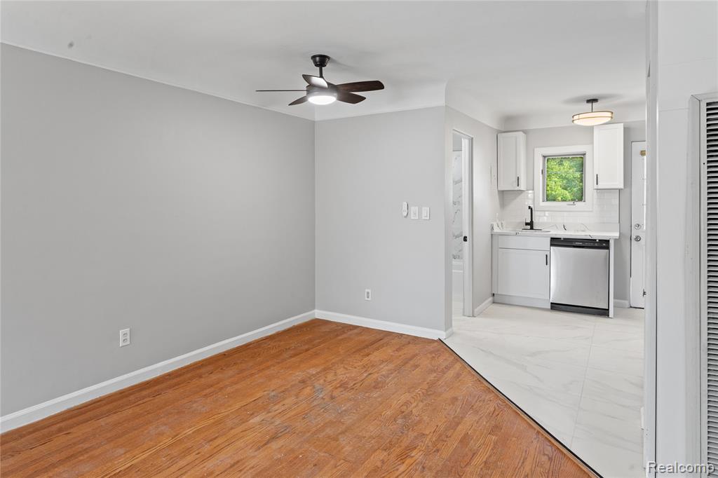 505 Main Street S, Clawson, MI — Photo 22