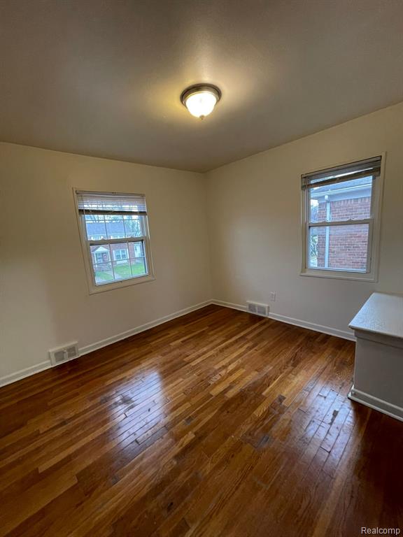 9375 PENROD Street, Detroit, MI 48228 — Photo 37