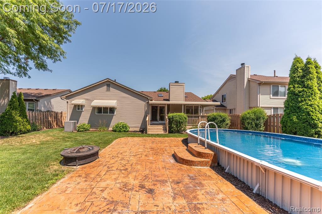 993 W Rose Avenue, Garden City, MI — Photo 4