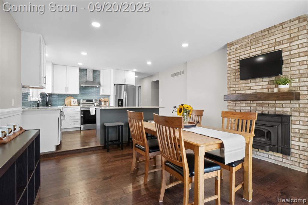 46457 Peach Grove Avenue, Macomb, MI 48044 — Photo 19