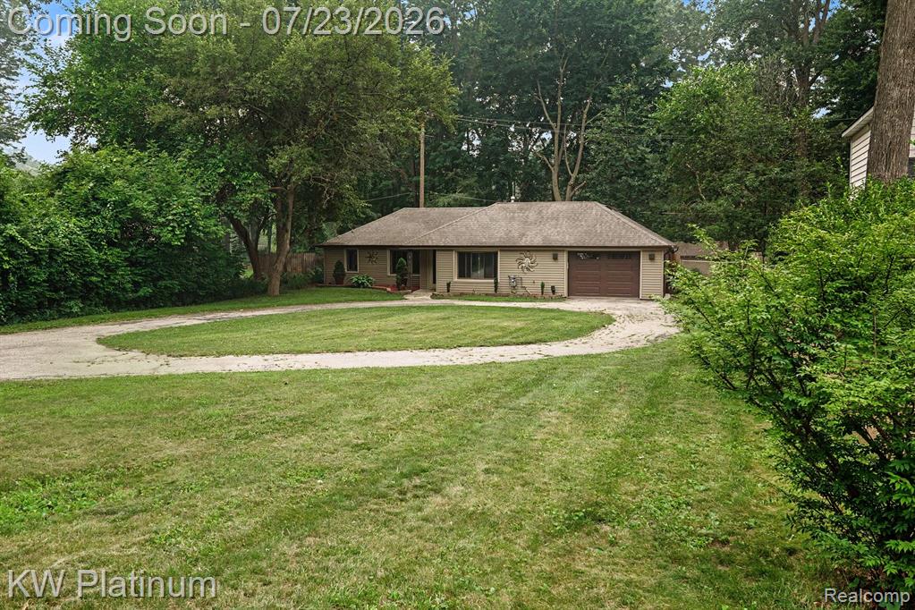 4885 Lakeshore Road, Fort Gratiot, MI 48059 — Photo 4