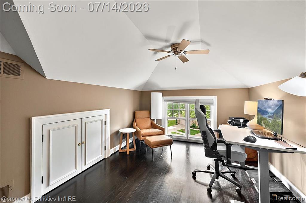 974 Ann Street, Birmingham, MI 48009 — Photo 40