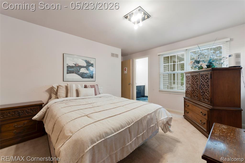 7632 Danbury Circle Circle, West Bloomfield, MI — Photo 24