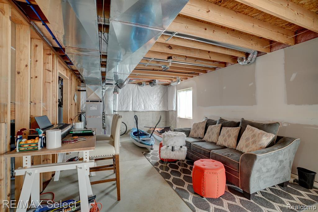 4062 OAK Street, Grand Blanc, MI 48439 — Photo 41
