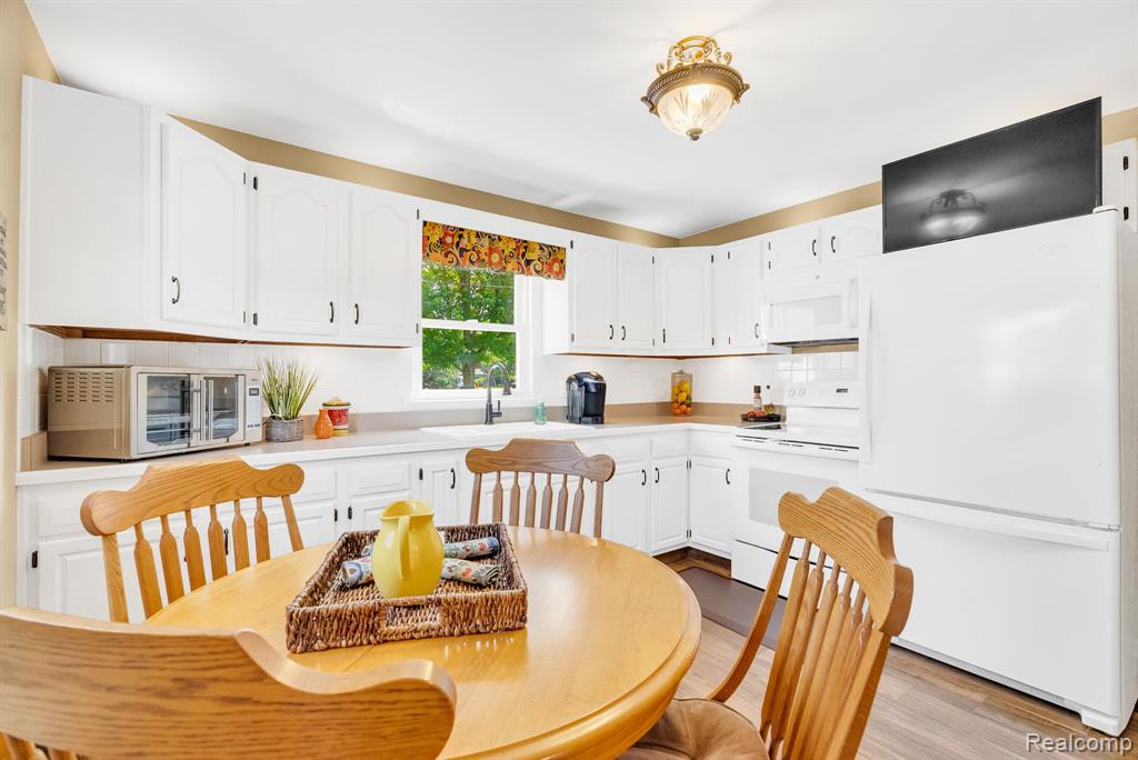 1020 Capac Road, Berlin, MI 48002 — Photo 14