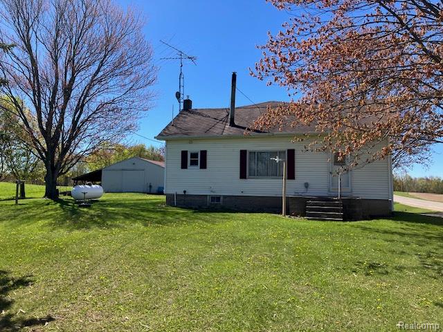 4515 S Bad Axe Road, Ubly, MI 48475 — front exterior