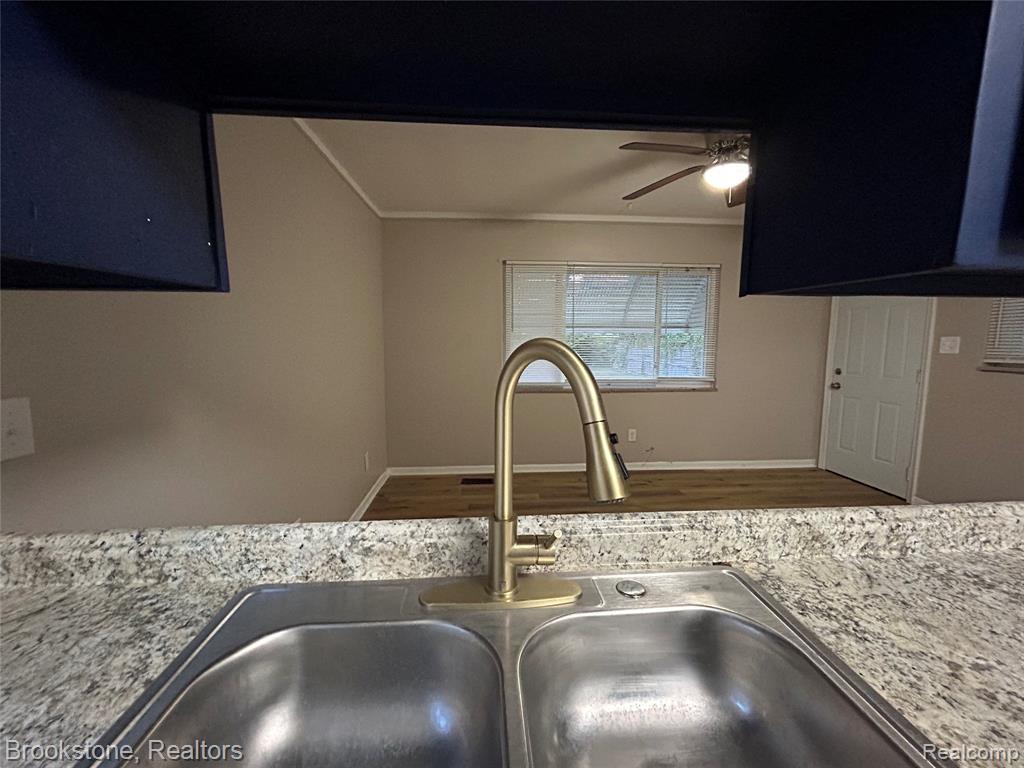 7243 Dacosta, Redford, MI 48239 — Photo 20