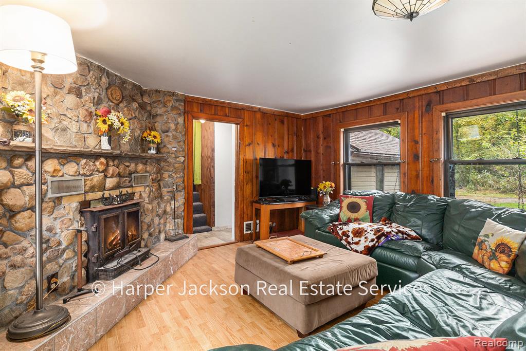 5621 Beard Road, Byron, MI 48418 — Photo 7