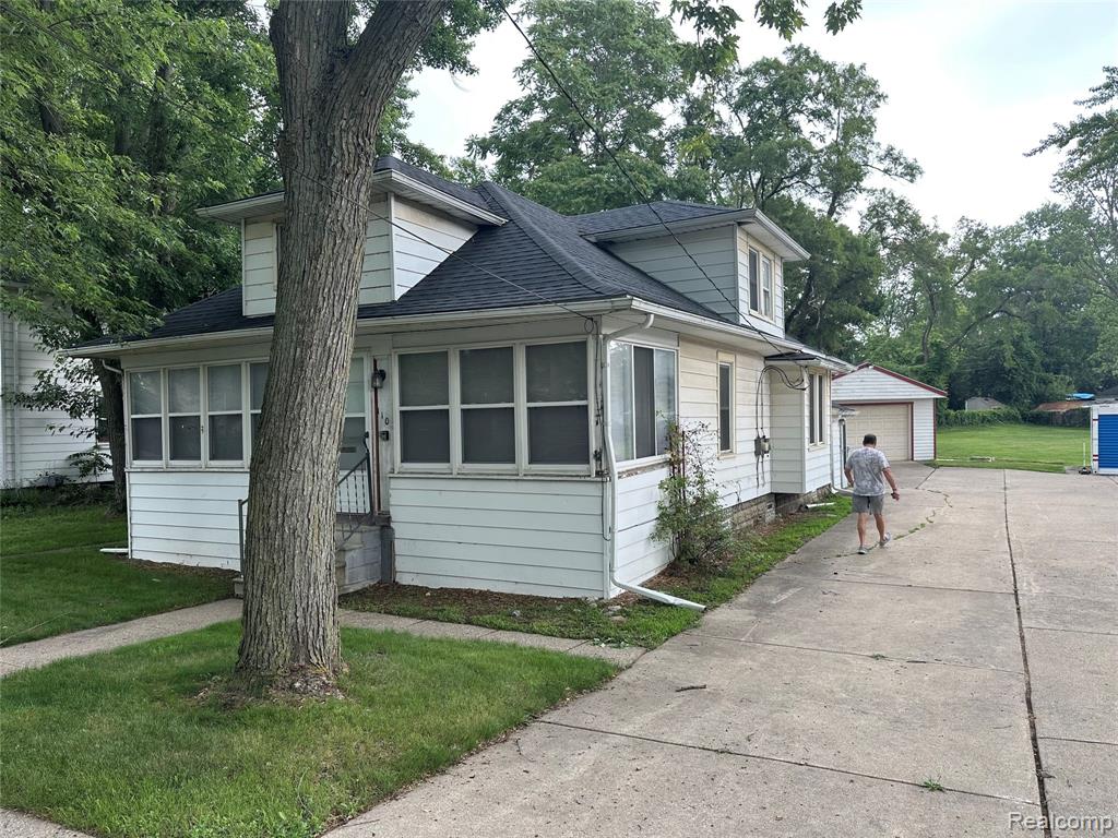110 Miles Street, Ypsilanti, MI 48198 — Photo 2