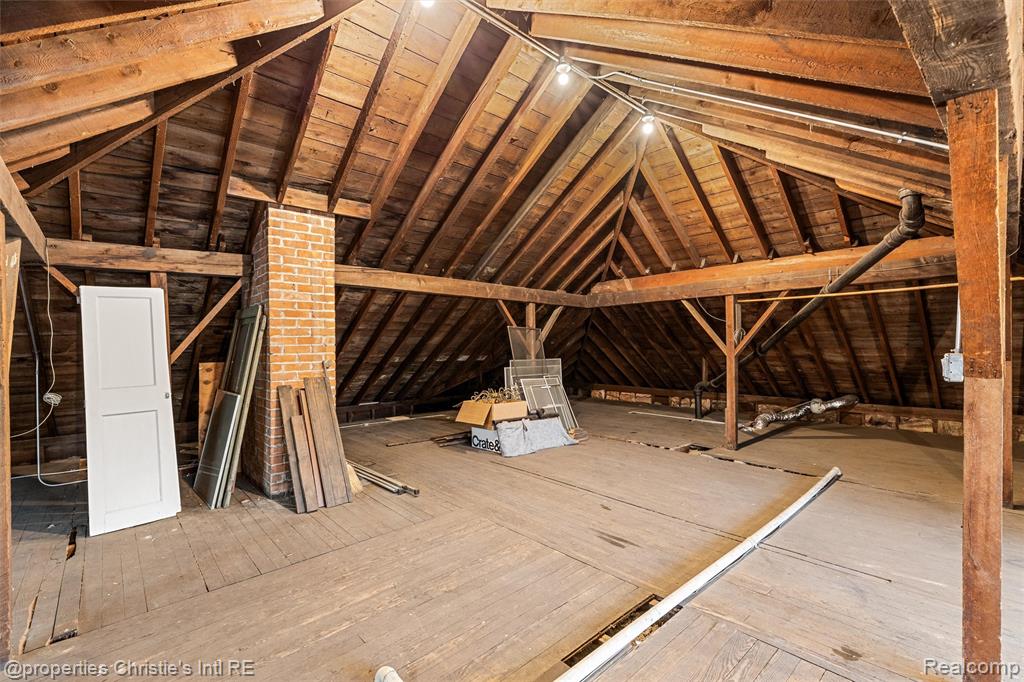 36 Longfellow Street, Detroit, MI 48202 — Photo 57