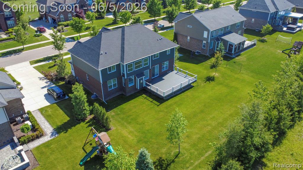 57558 Stoneleigh Drive, South Lyon, MI 48178 — Photo 79