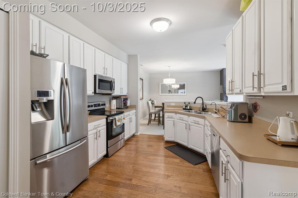 4006 Elizabeth Avenue, Canton, MI 48188 — Photo 7