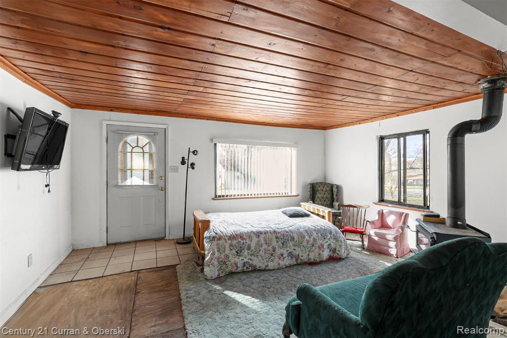 5094 Coshocton Drive, Waterford, MI, 48327