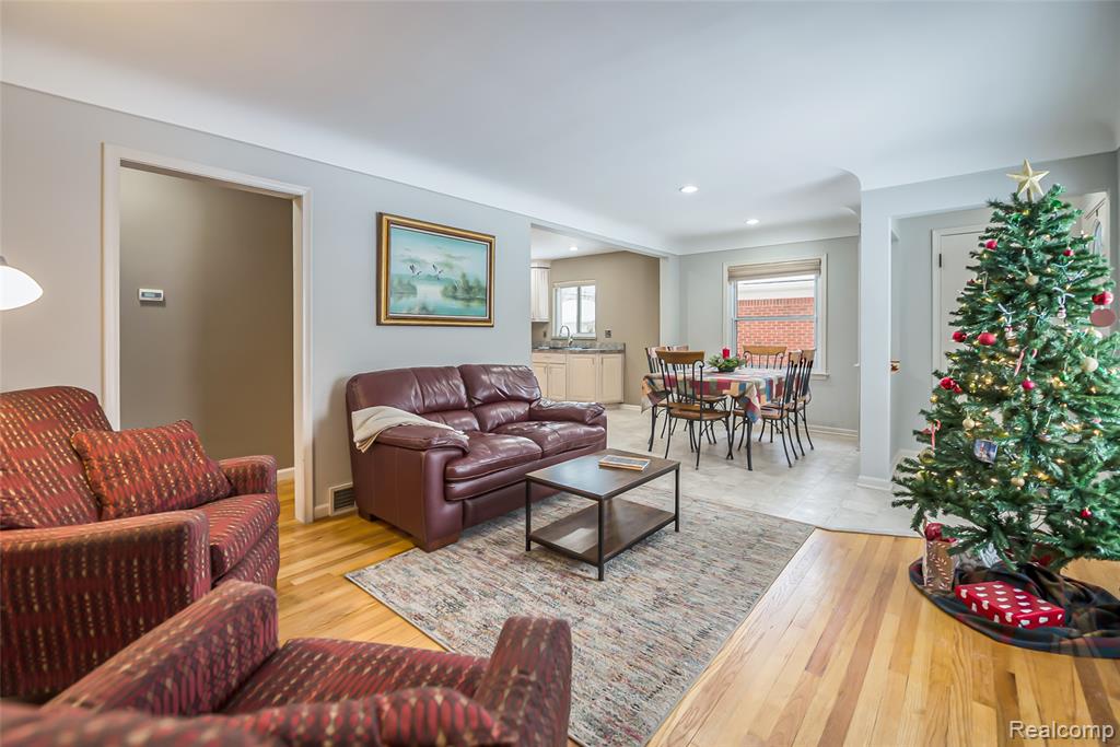 9330 San Jose, Redford, MI 48239 — Photo 4