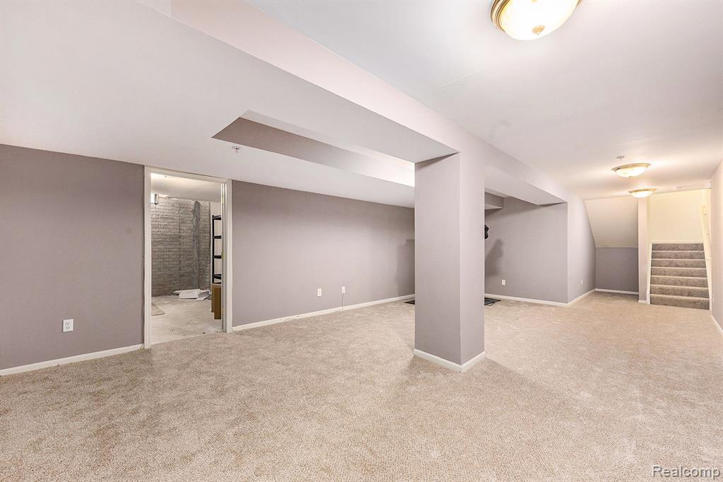 30204 Chantel Drive, Commerce Twp, MI 48390 — Photo 15