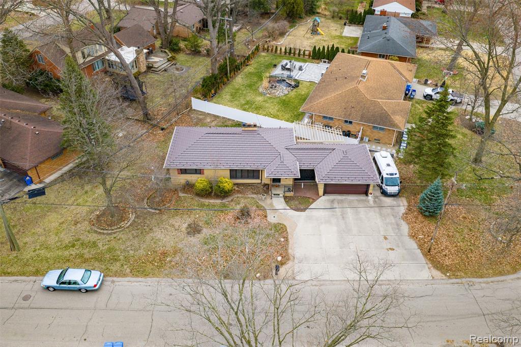 6006 Rosetta Street, Dearborn Heights, MI 48127 — Photo 37