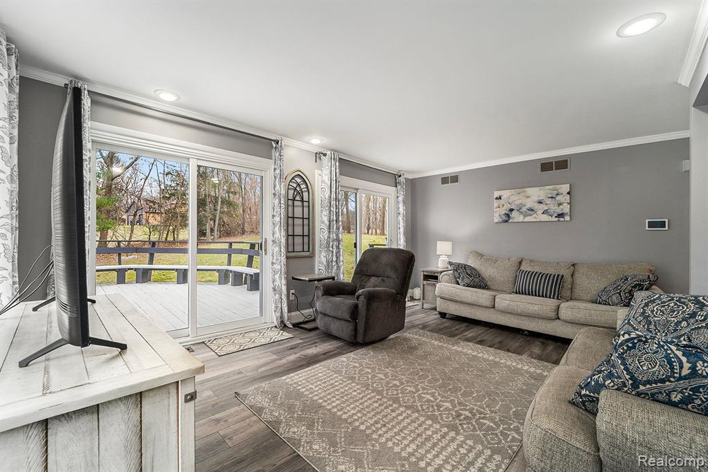 3638 Deer Run Drive, Brighton, MI 48114 — Photo 15