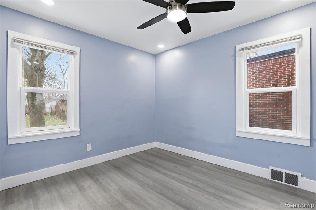 7474 E Robinwood Street, Detroit, MI 48234 — Photo 17