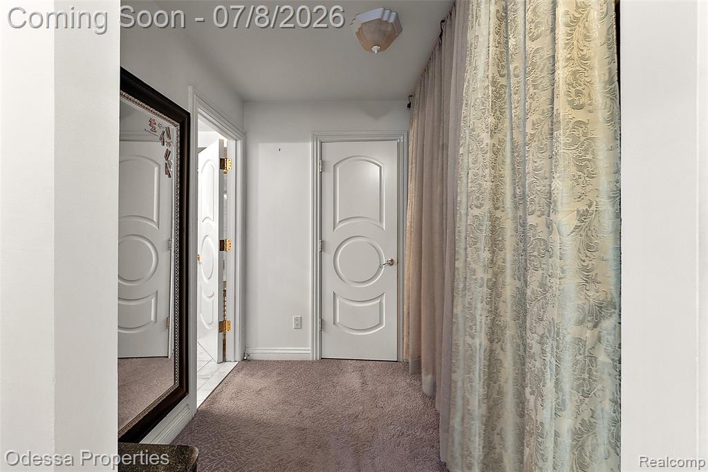 12984 Azure Drive, Utica, MI 48315 — Photo 46
