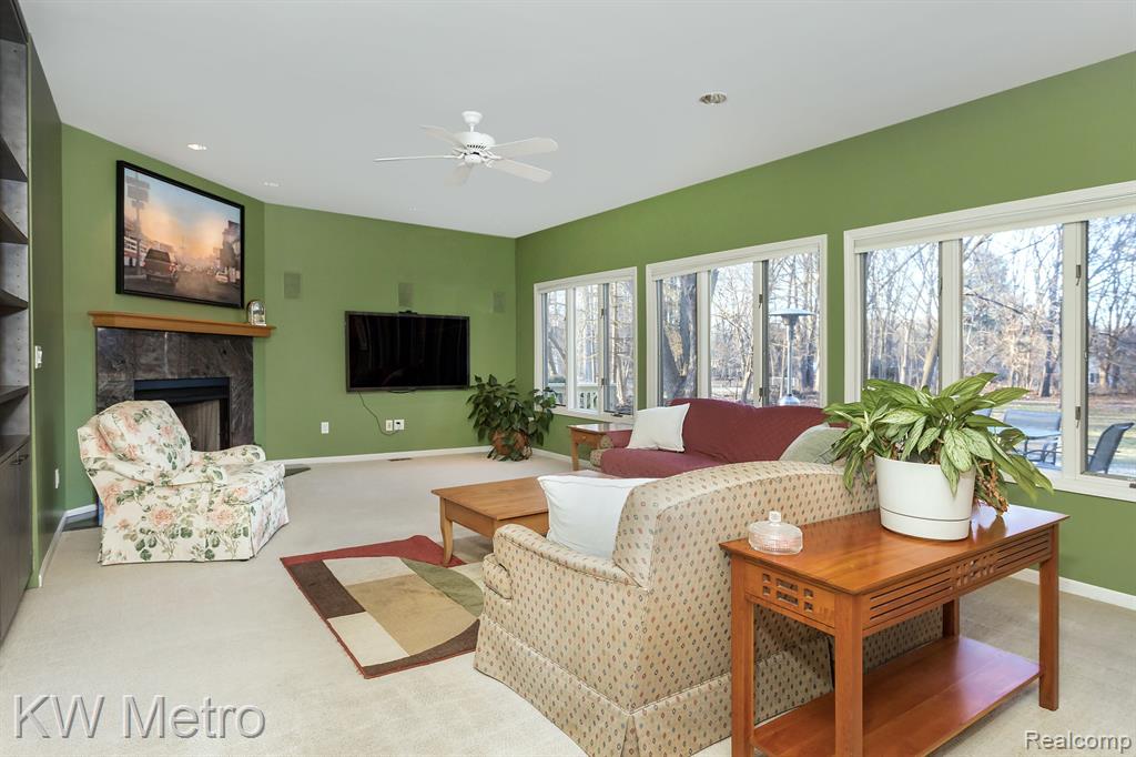 685 TRINWAY Drive, Troy, MI 48085 — Photo 20