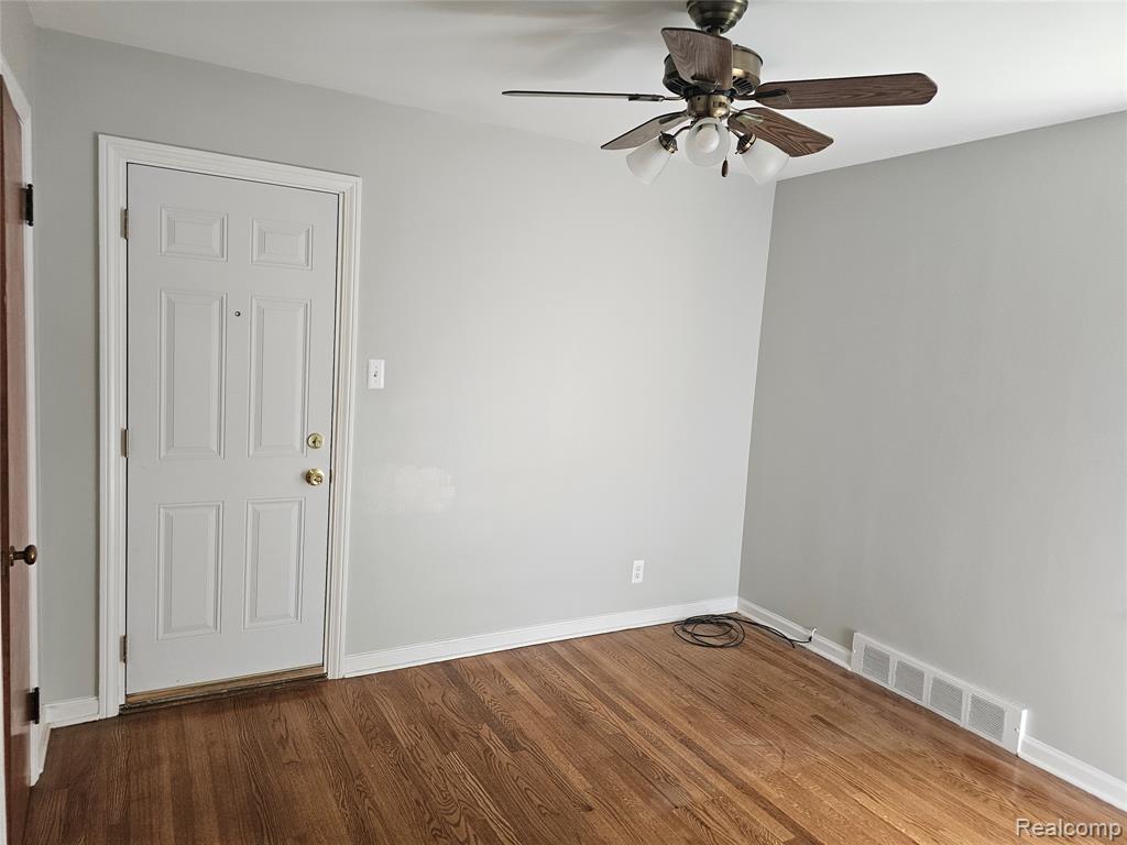 5240 Harvard Road, Detroit, MI 48224 — Photo 13