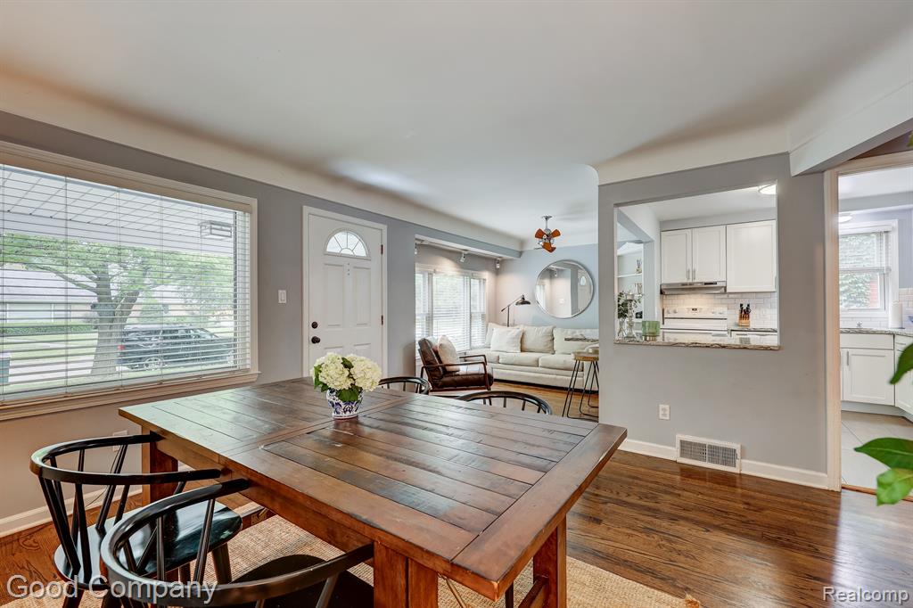 605 HELENE Avenue, Royal Oak, MI 48067 — Photo 6