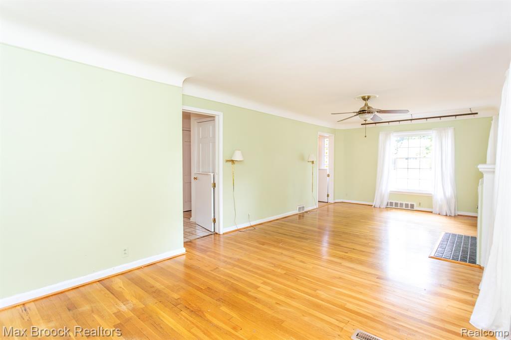 1852 Edgewood Boulevard, Berkley, MI 48072 — Photo 9