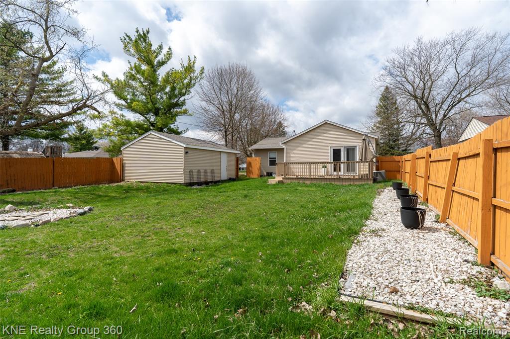 5357 Military Avenue, Brighton, MI 48116 — Photo 9
