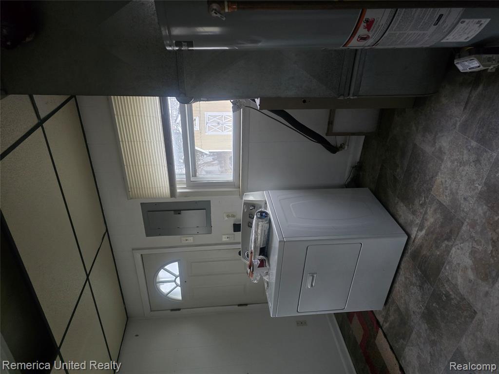 6334 HAMPDEN, Taylor, MI 48180 — Photo 10