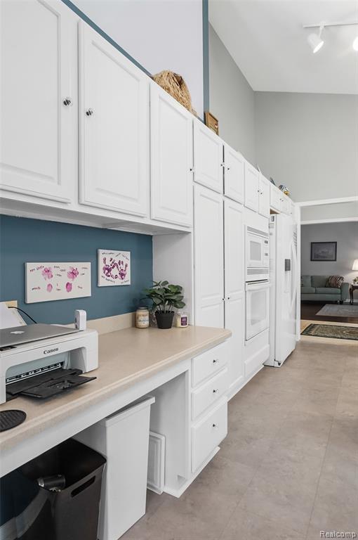 16822 Lochmoor Circle W, Northville, MI 48168 — Photo 16