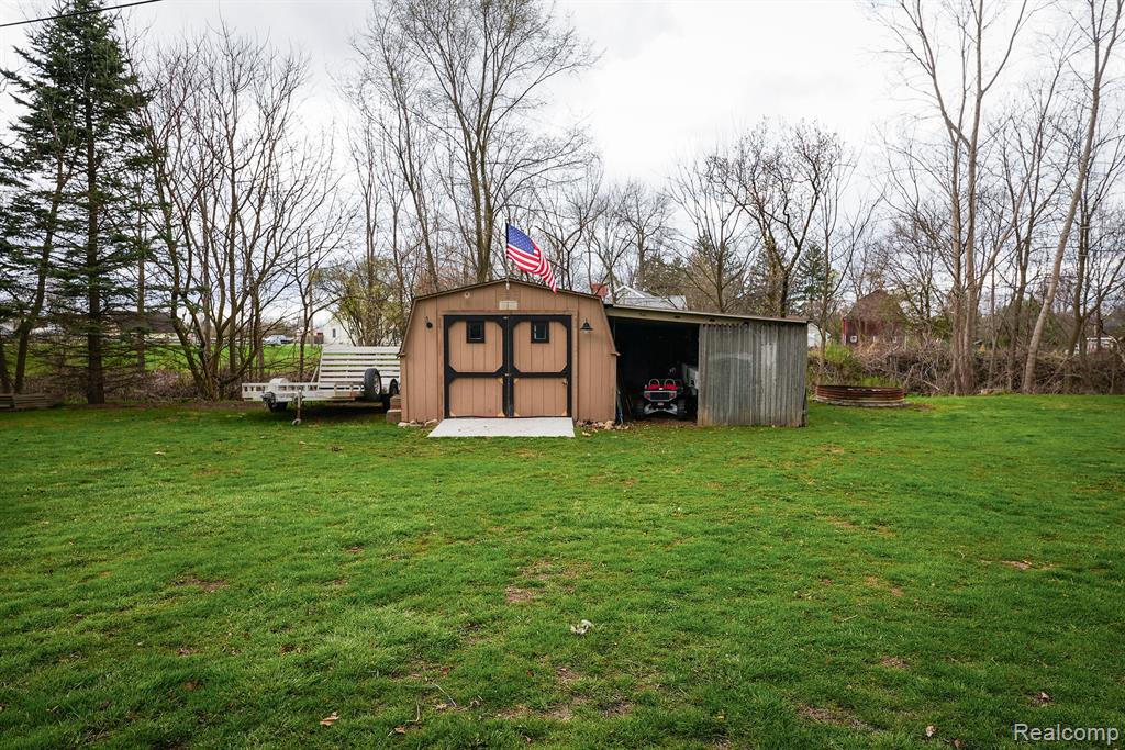 9801 E NEWBURG Road, Durand, MI 48429 — Photo 25