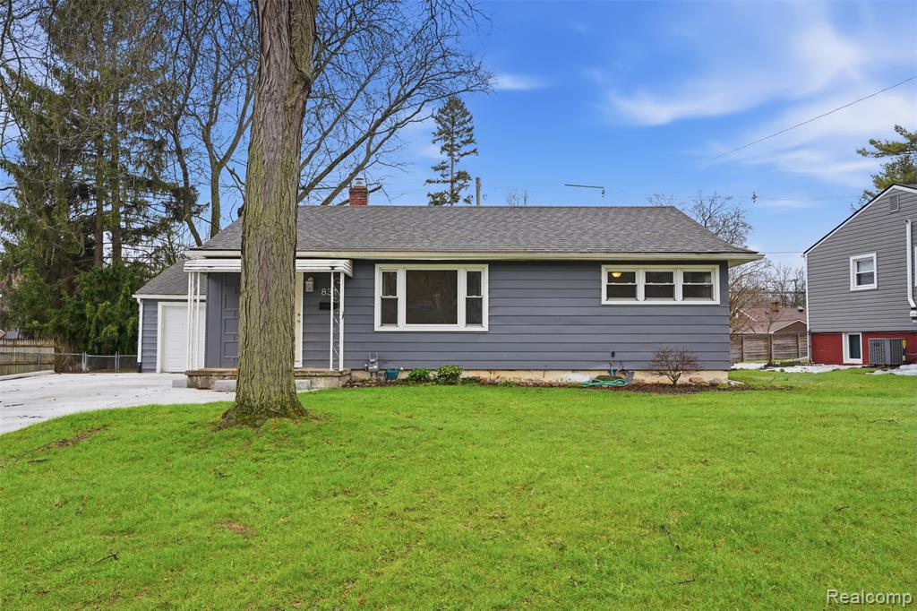 831 Loyola Drive, Ann Arbor, MI 48103 — Photo 2