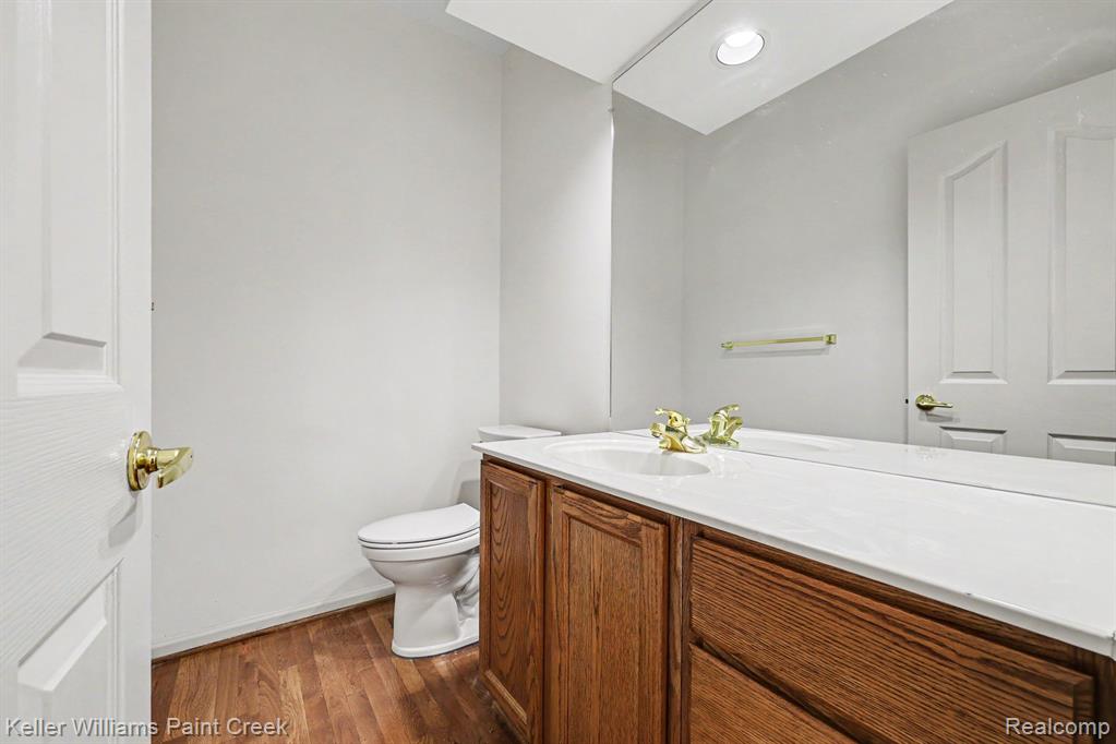 1432 Oakmont Court, Lake Orion, MI 48362 — Photo 13