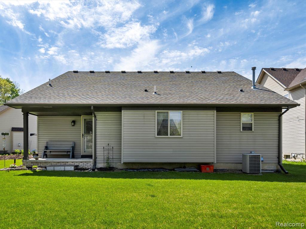 437 CONVERSE, Lake Orion, MI 48362 — Photo 5