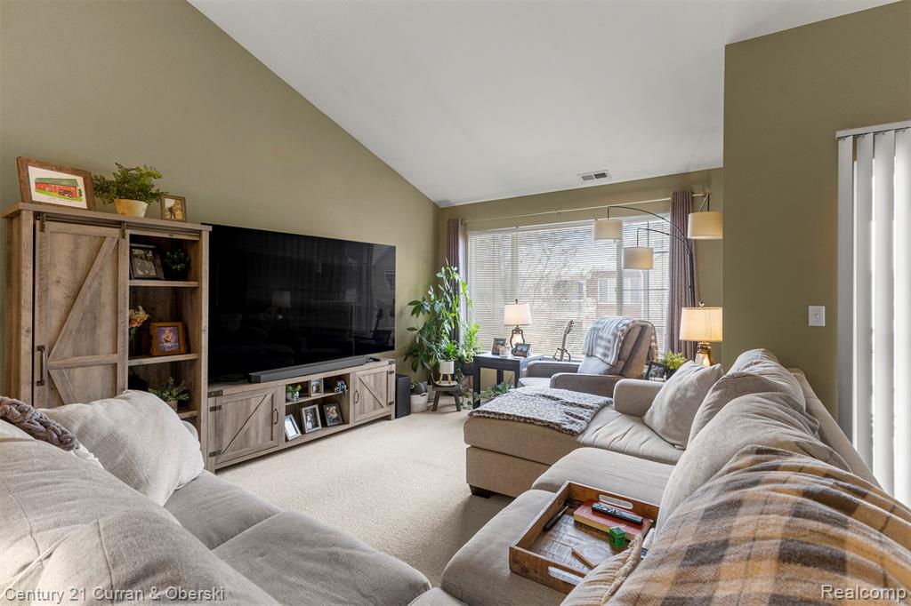 23018 Fairlane Boulevard, Woodhaven, MI 48183 — Photo 3