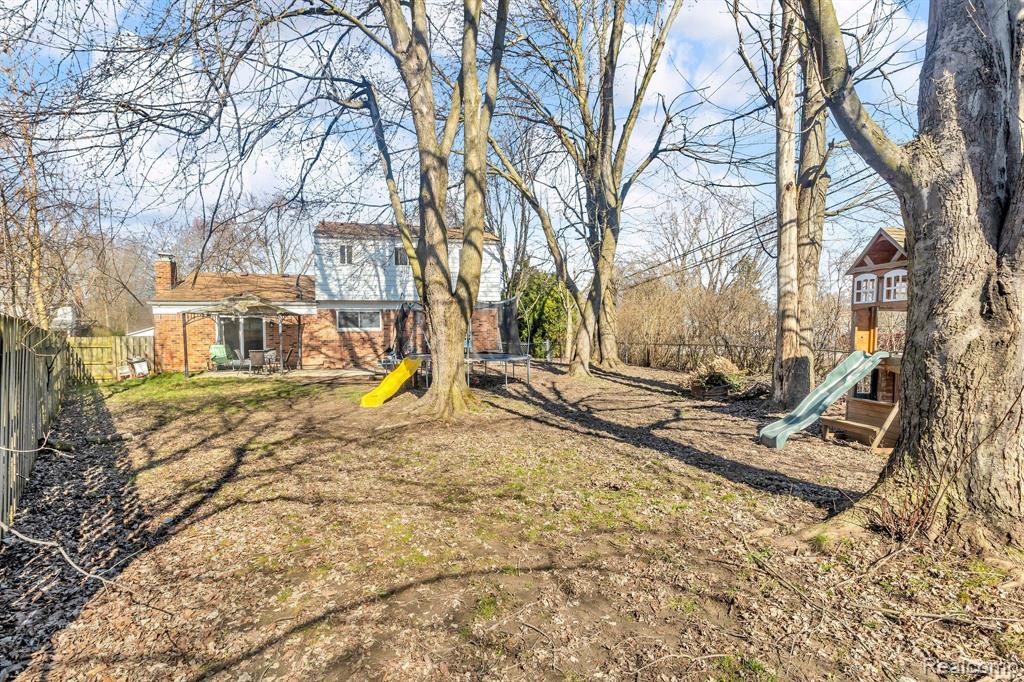 54050 ATHERTON Street, New Baltimore, MI 48047 — Photo 21