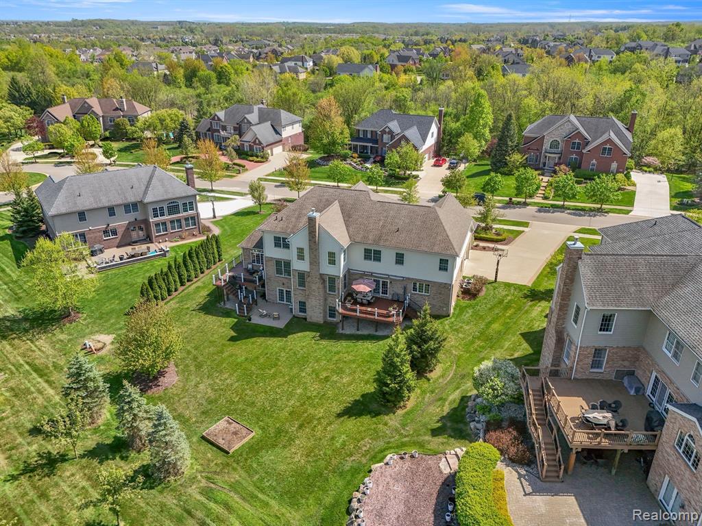 50262 TETON RIDGE Drive, Northville, MI 48168 — Photo 65