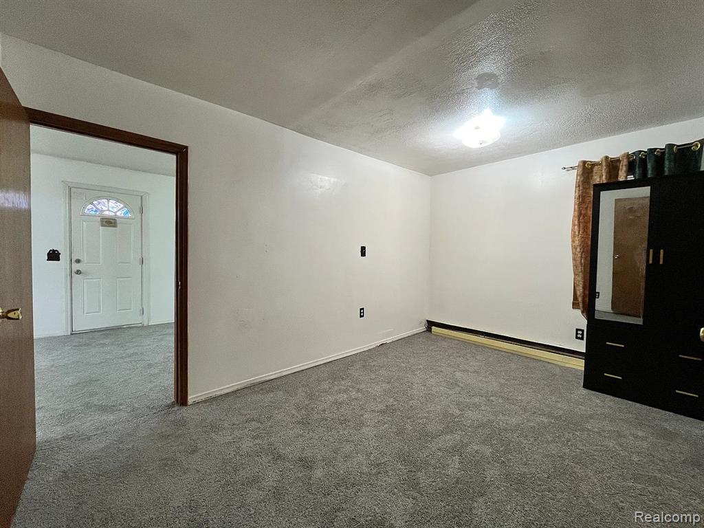 6530 N Gulley Road, Dearborn Heights, MI 48127 — Photo 7