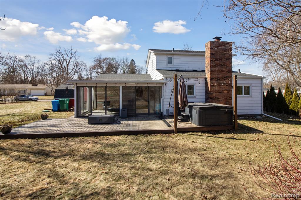 8612 PALOMINO Drive, Commerce Twp, MI 48382 — Photo 27