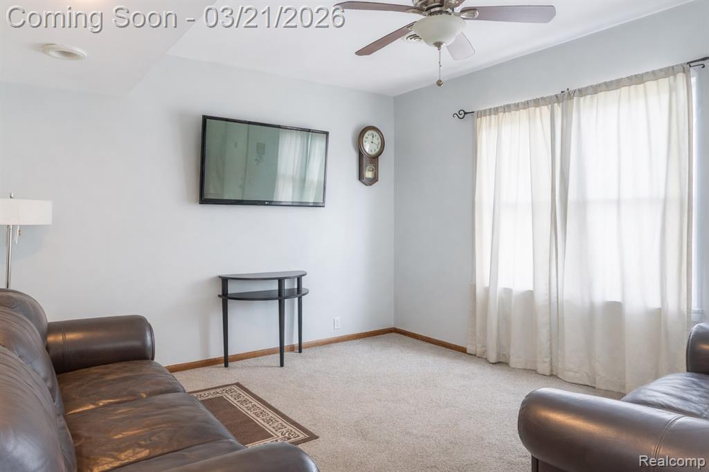 5763 N Silvery Lane, Dearborn Heights, MI 48127 — Photo 9