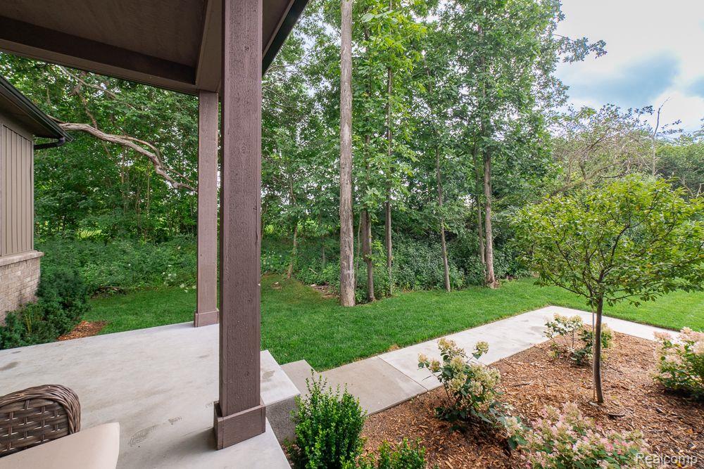 10497 GRANDVIEW Drive, Goodrich Vlg, MI — Photo 3