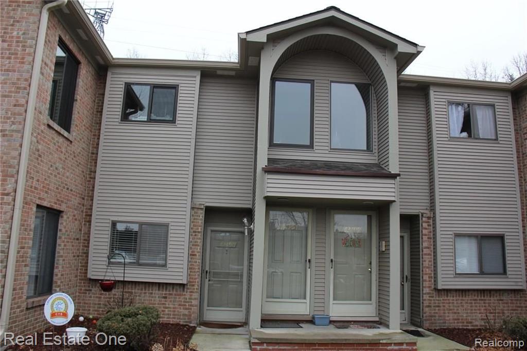 42493 LILLEY POINTE Drive, Canton, MI 48187 — Photo 2