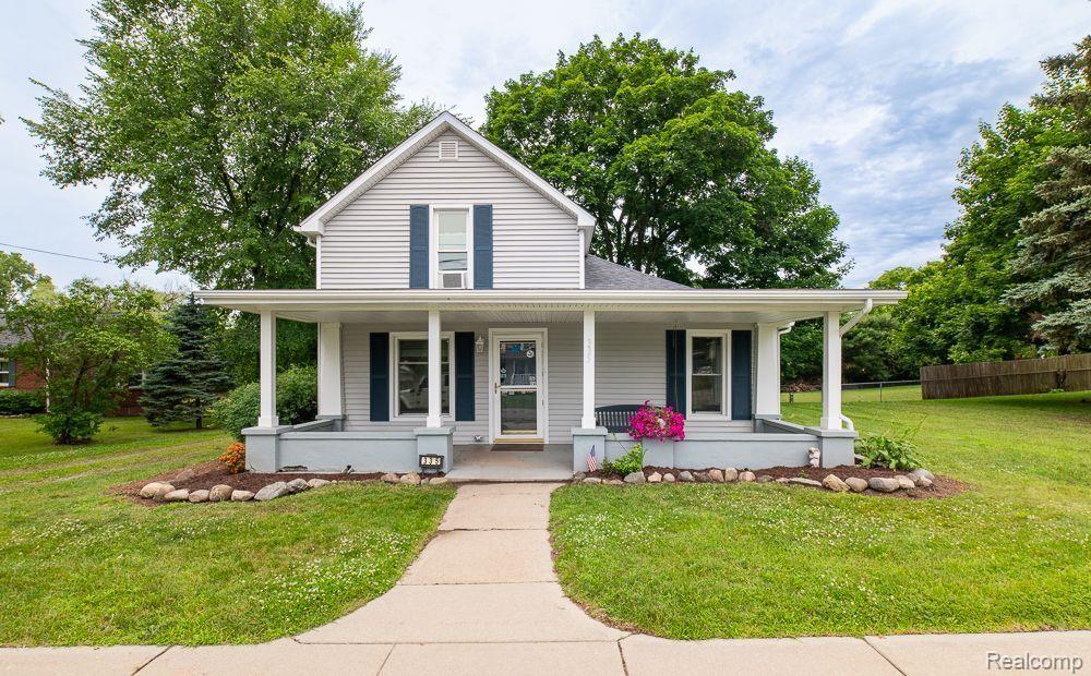 335 N CHURCH Street, Ortonville, MI 48462 — Photo 2