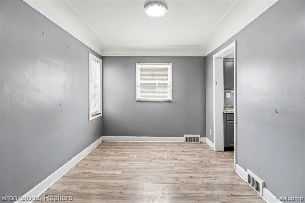 16605 Freeland Street, Detroit, MI 48235 — Photo 11