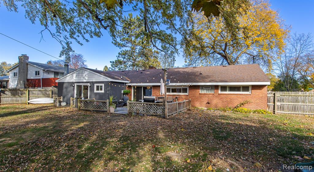 4083 Ledgestone Drive, Waterford, MI 48329 — Photo 39